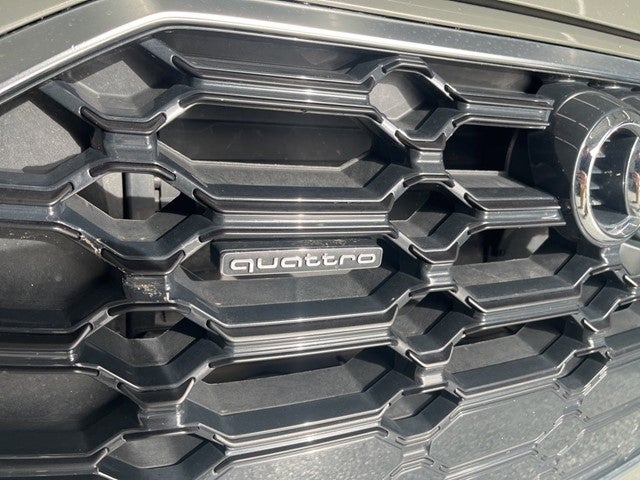 2024 Audi Q5 45 S line Premium Plus