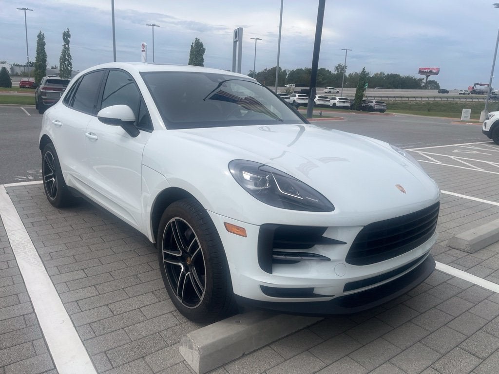 2021 Porsche Macan Base