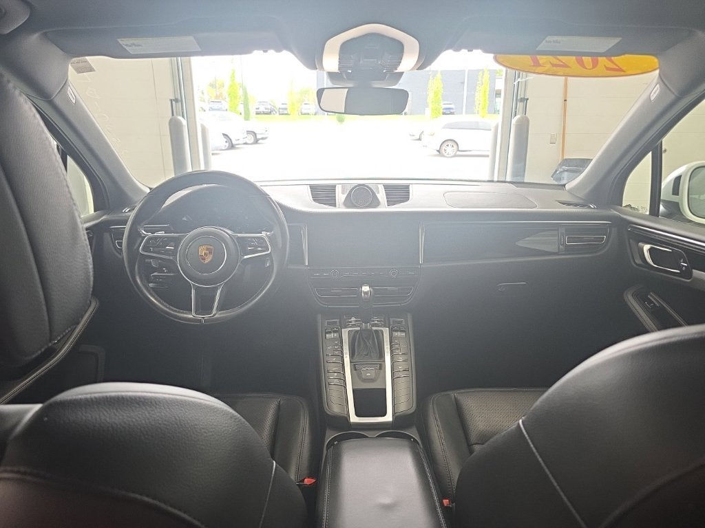 2021 Porsche Macan Base