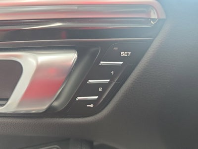 2021 Porsche Macan Base