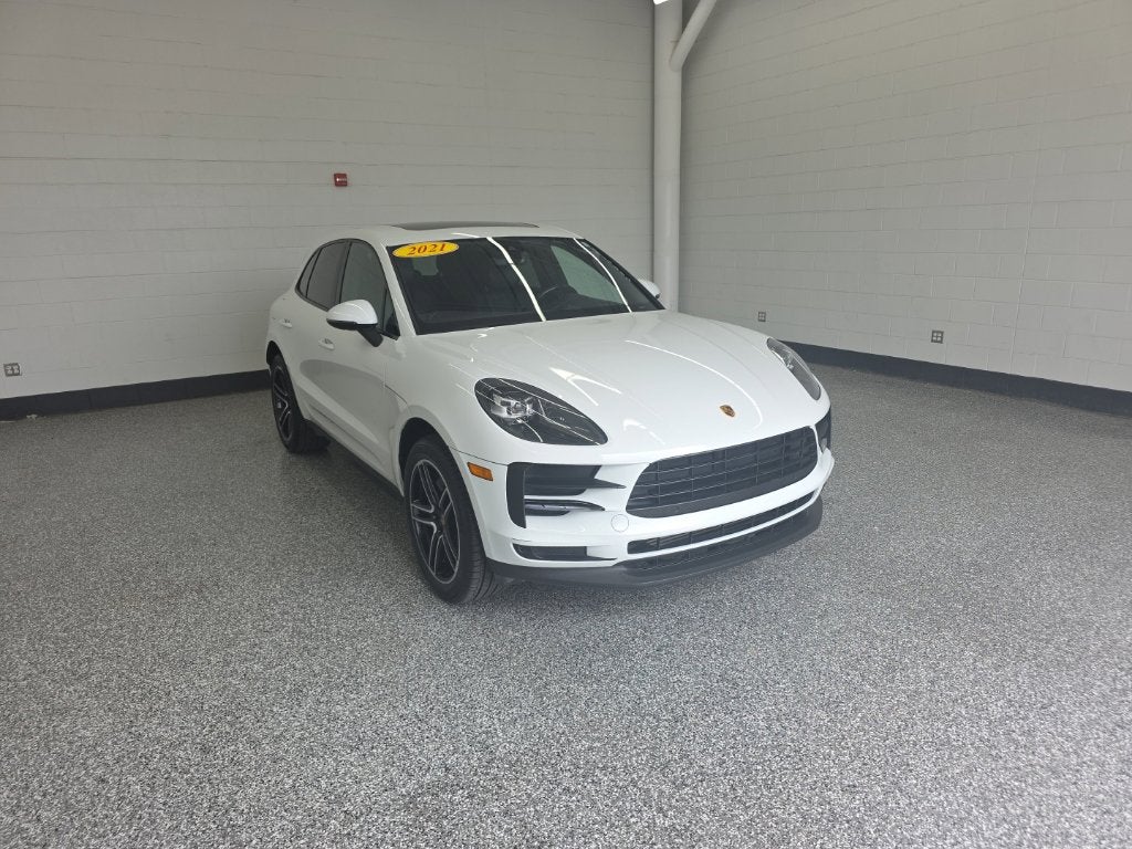 2021 Porsche Macan Base