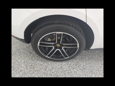 2021 Porsche Macan Base