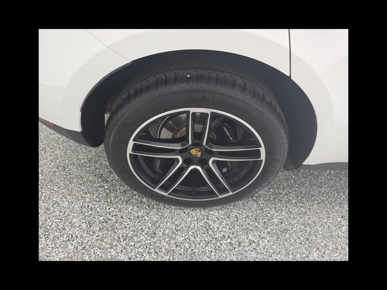 2021 Porsche Macan Base