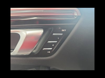 2021 Porsche Macan Base