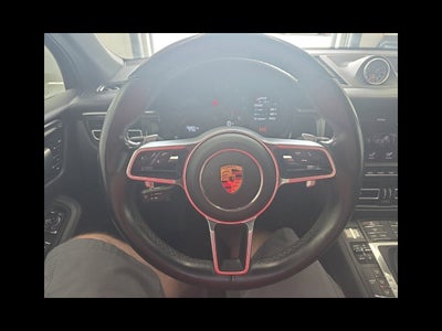 2021 Porsche Macan Base