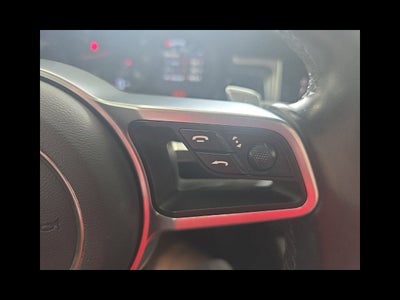 2021 Porsche Macan Base