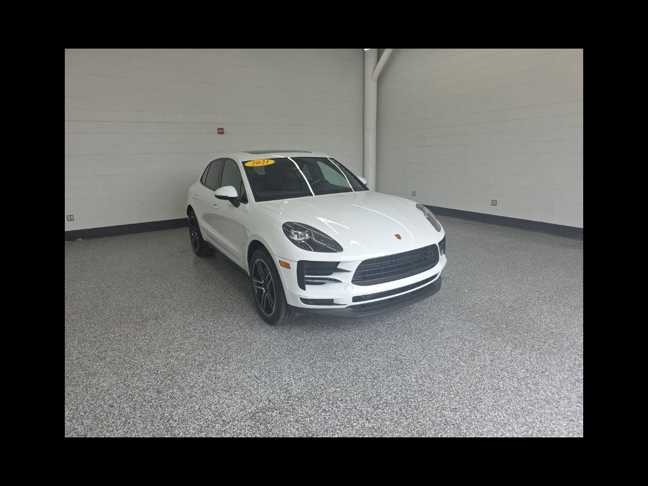 2021 Porsche Macan Base