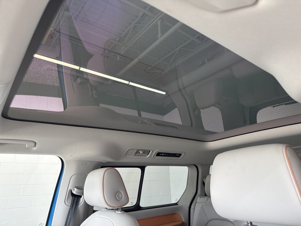 2025 Volkswagen ID. Buzz Pro S Plus