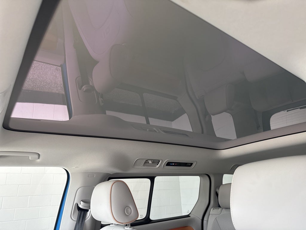 2025 Volkswagen ID. Buzz Pro S Plus