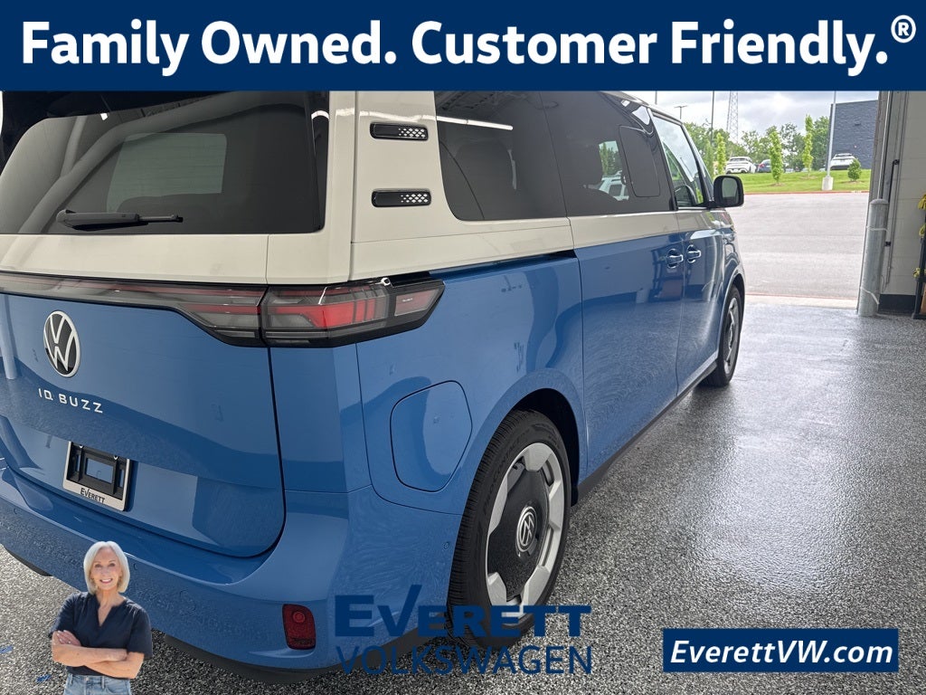 2025 Volkswagen ID. Buzz Pro S Plus