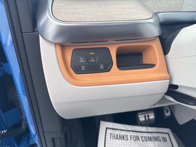 2025 Volkswagen ID. Buzz Pro S Plus