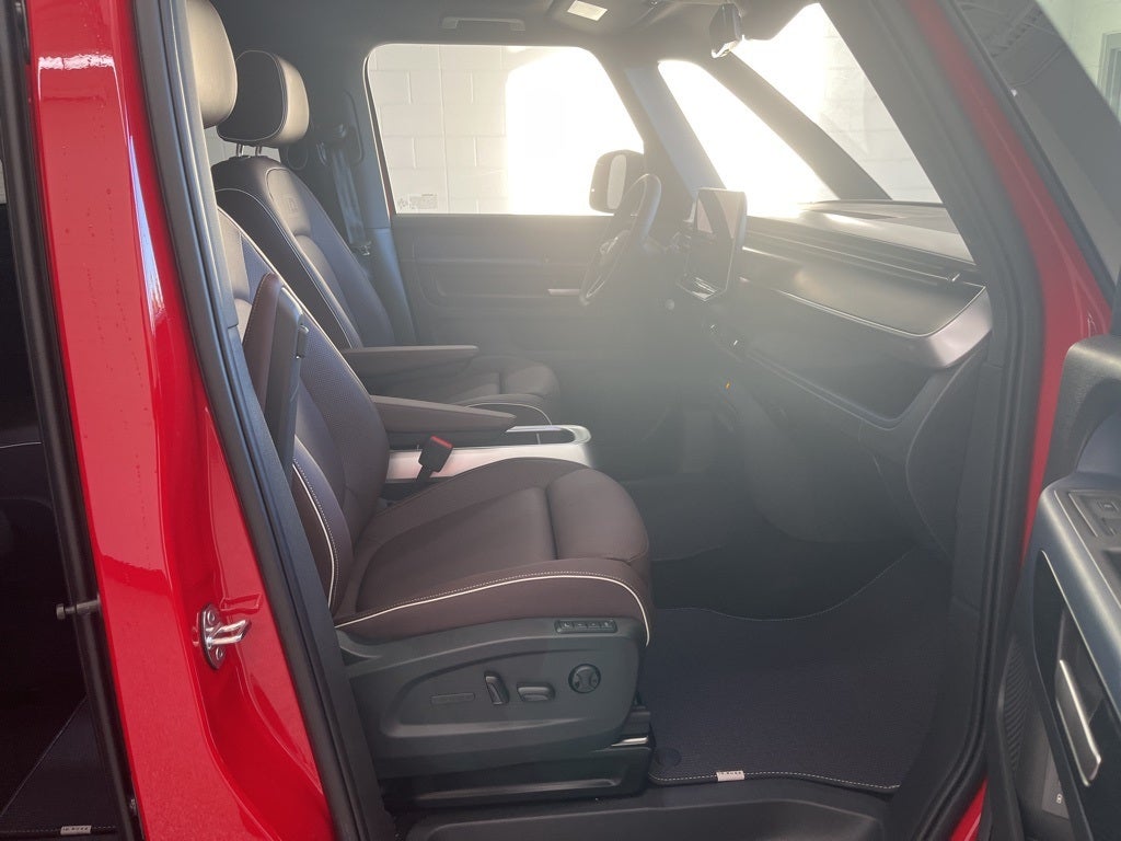 2025 Volkswagen ID. Buzz Pro S Plus