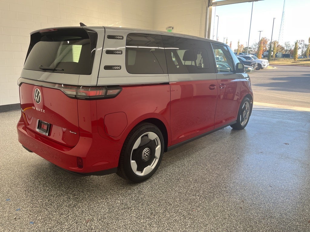 2025 Volkswagen ID. Buzz Pro S Plus
