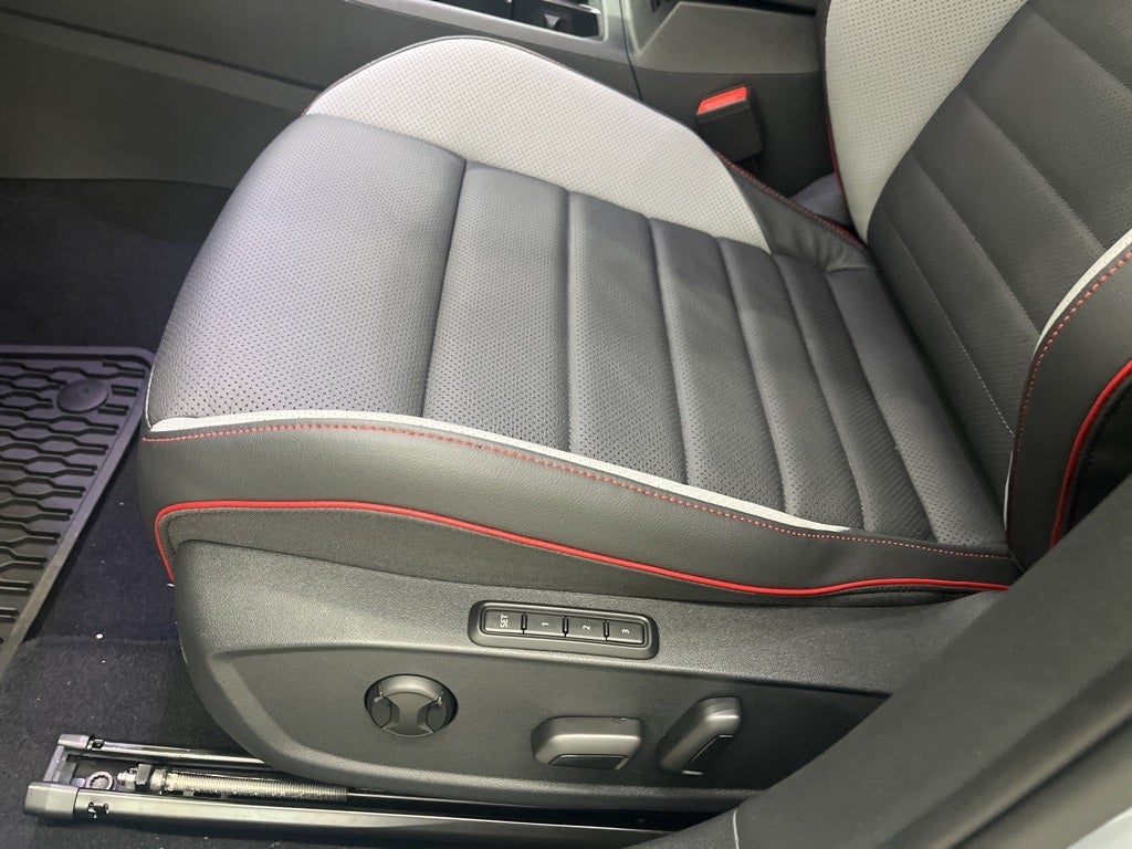 2026 Volkswagen Golf GTI 2.0T SE