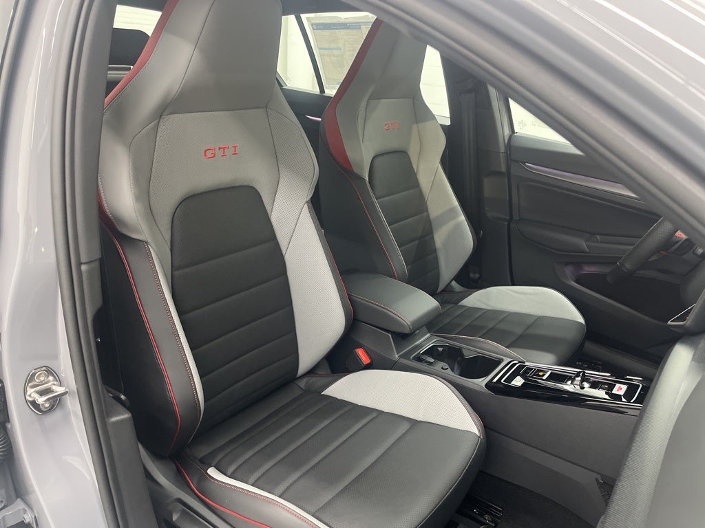 2026 Volkswagen Golf GTI 2.0T SE