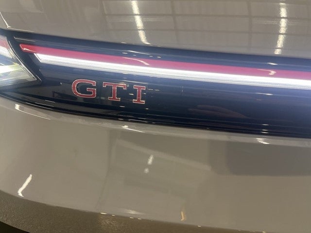 2026 Volkswagen Golf GTI 2.0T SE