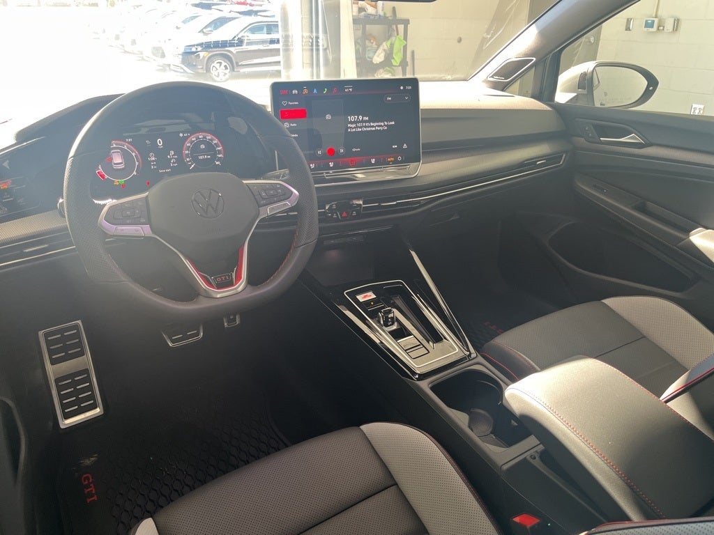 2026 Volkswagen Golf GTI 2.0T SE