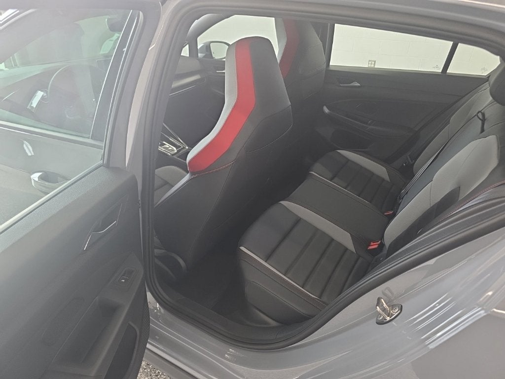 2026 Volkswagen Golf GTI SE
