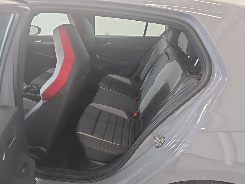 2026 Volkswagen Golf GTI SE