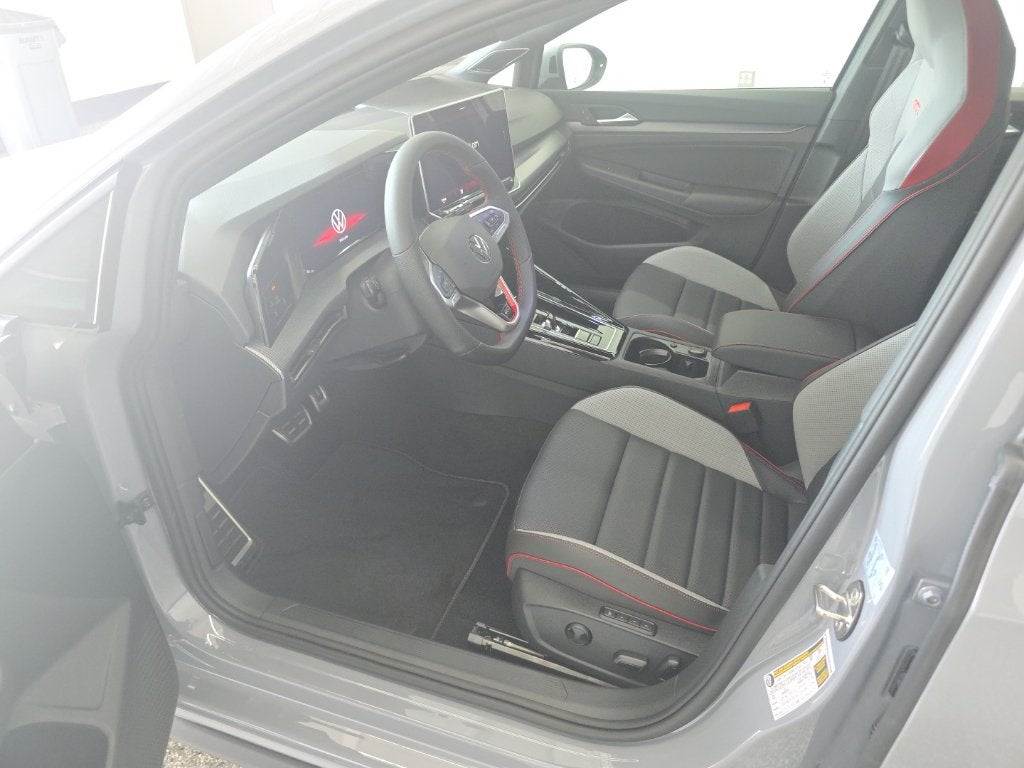 2026 Volkswagen Golf GTI SE