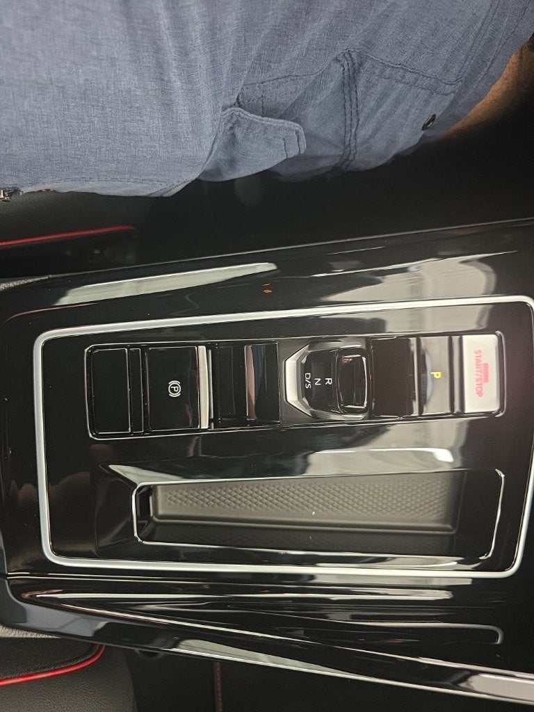 2026 Volkswagen Golf GTI SE