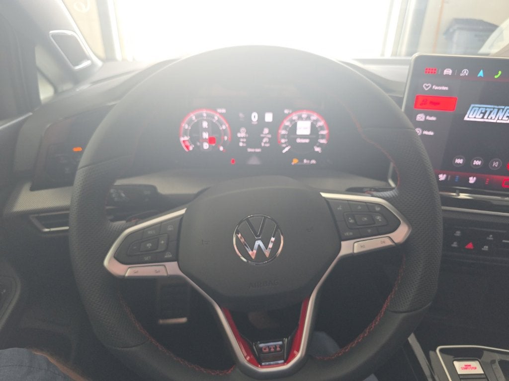 2026 Volkswagen Golf GTI SE