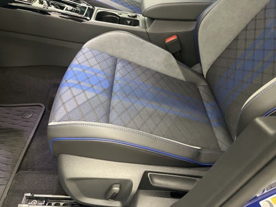 2026 Volkswagen Golf R 2.0T