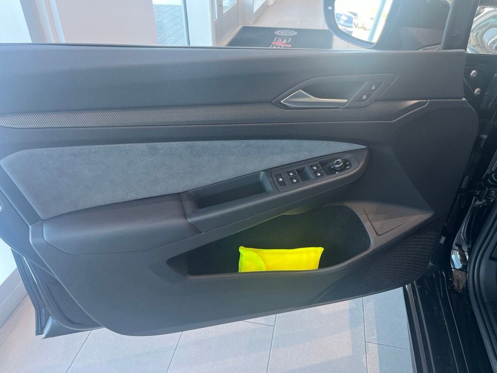 2026 Volkswagen Golf R 2.0T