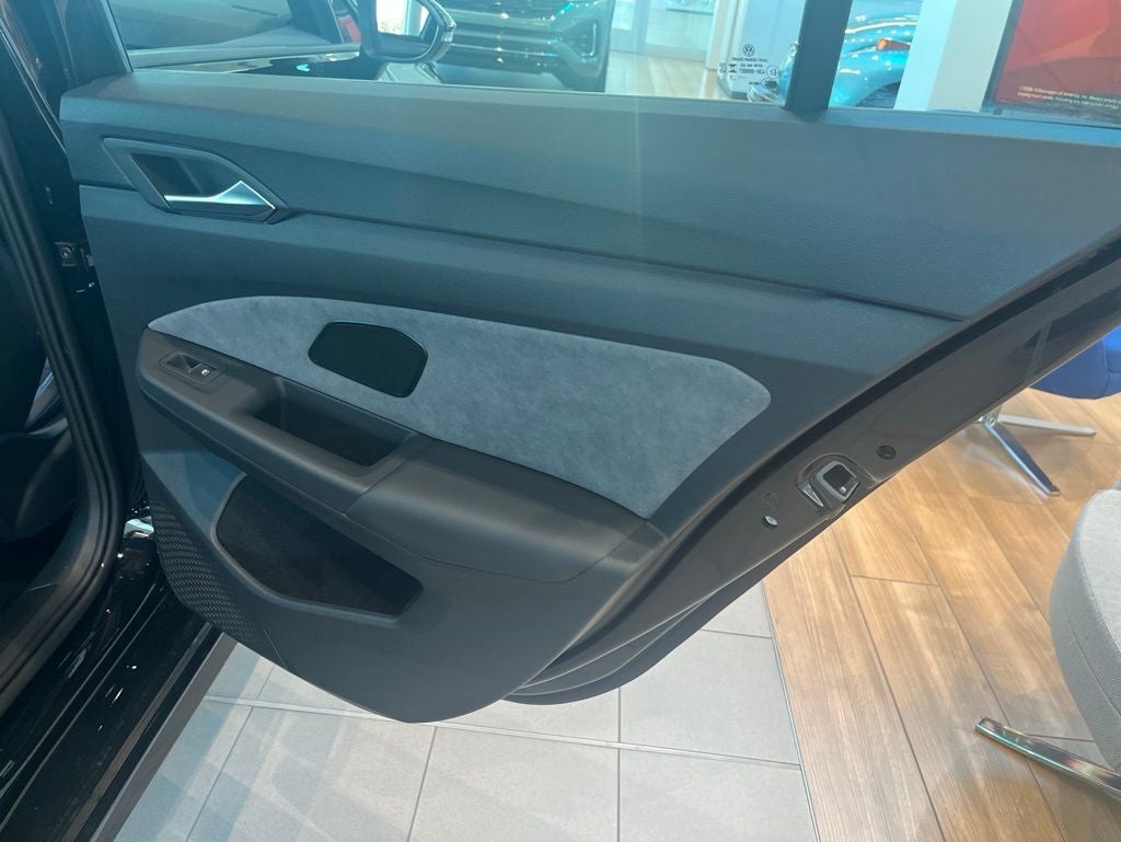 2026 Volkswagen Golf R 2.0T