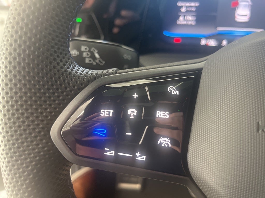 2024 Volkswagen Golf R 2.0T