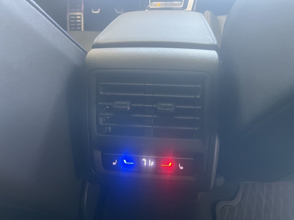 2024 Volkswagen Golf R 2.0T