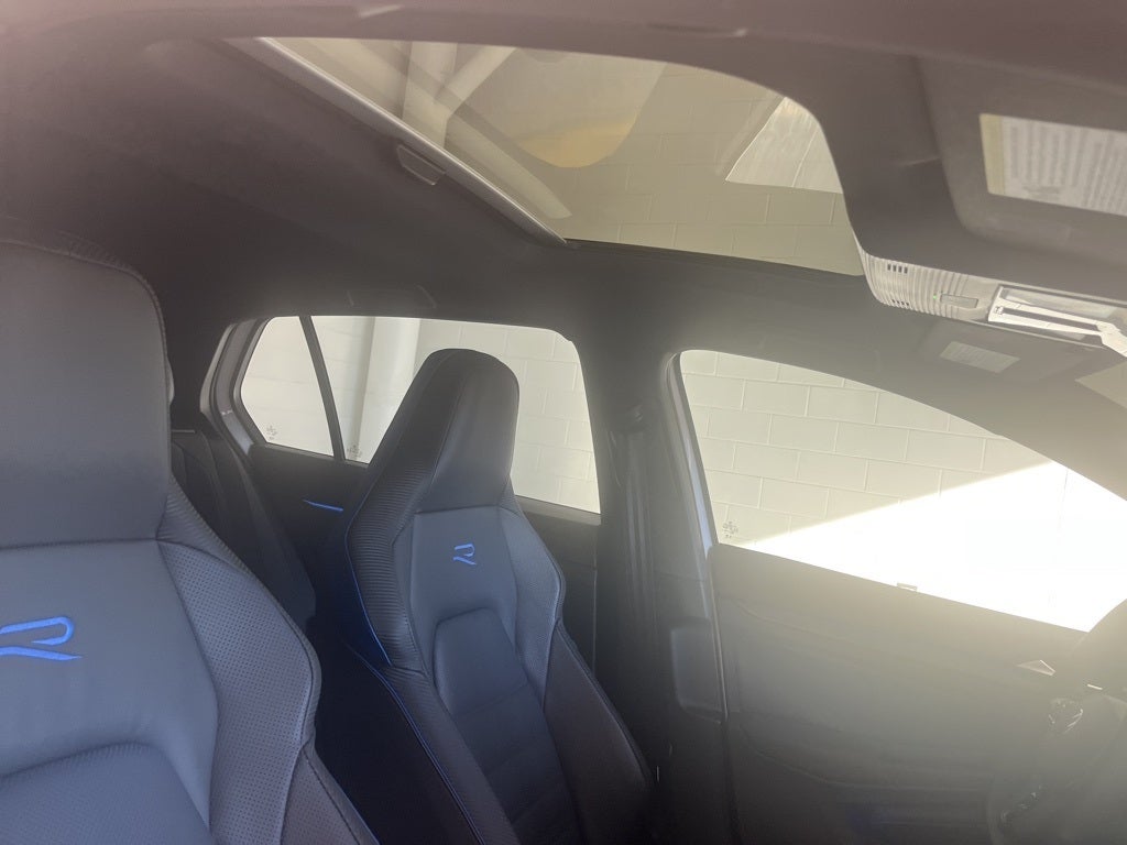 2024 Volkswagen Golf R 2.0T
