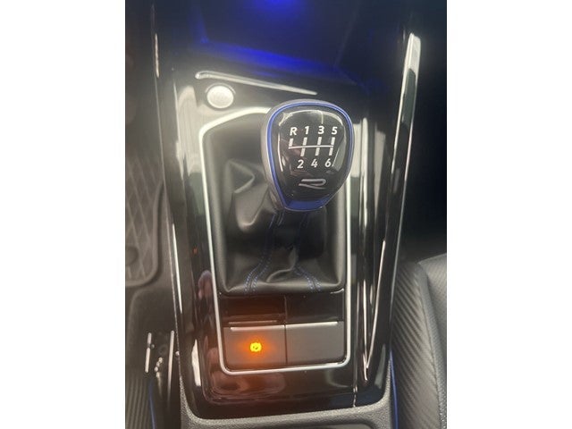 2024 Volkswagen Golf R 2.0T