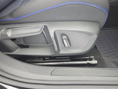 2026 Volkswagen Golf R Base