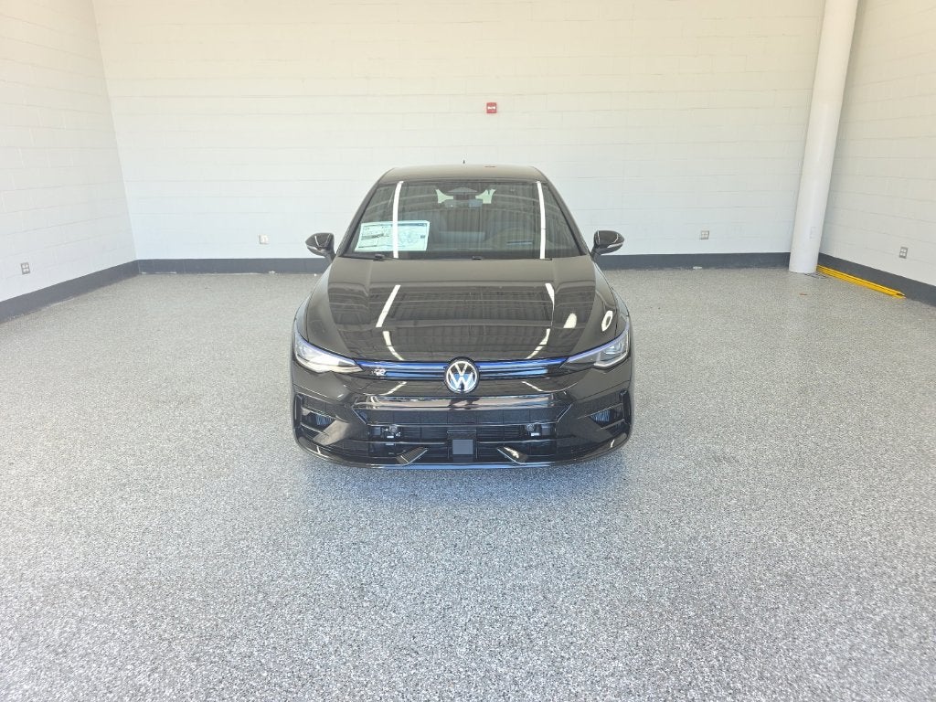 2026 Volkswagen Golf R Base