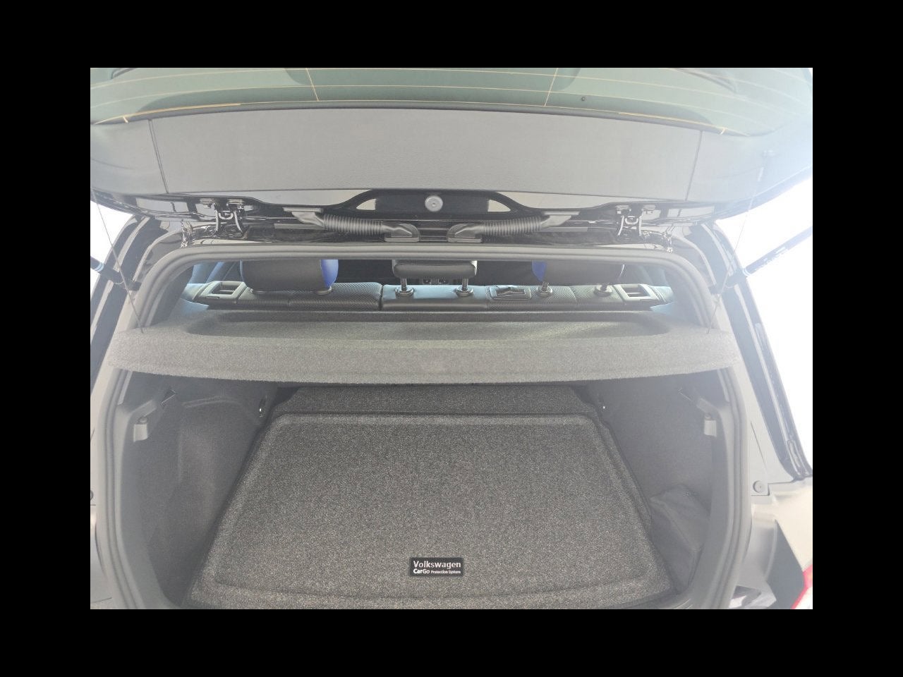 2026 Volkswagen Golf R Base