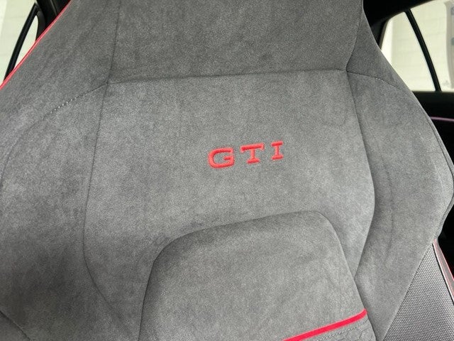 2026 Volkswagen Golf GTI 2.0T SE
