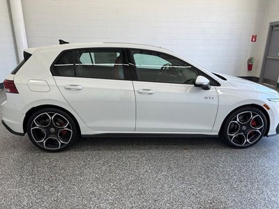 2026 Volkswagen Golf GTI Autobahn