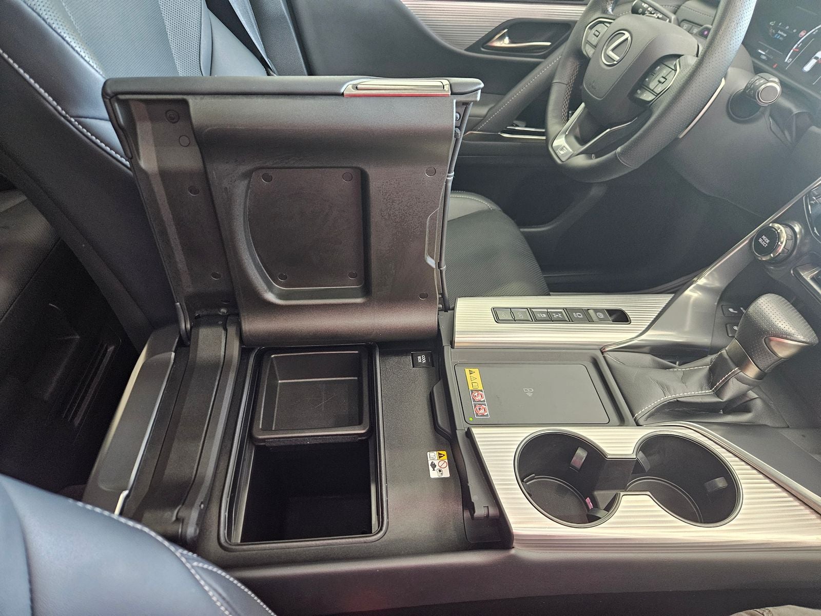2025 Lexus LX 600 F SPORT