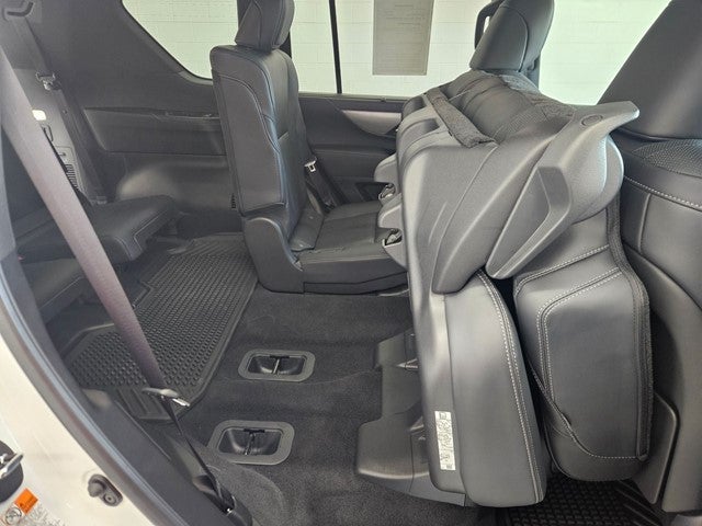 2025 Lexus LX 600 F SPORT